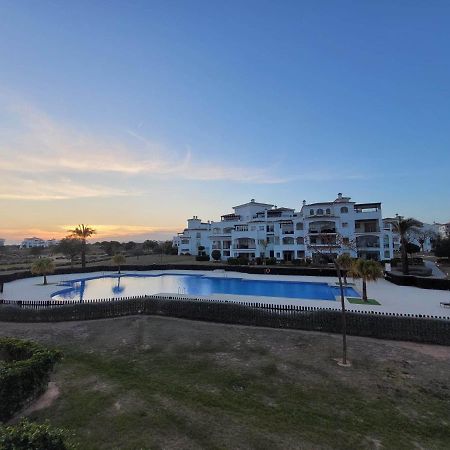Belle Vue Sur La Piscine Daire Sucina Dış mekan fotoğraf